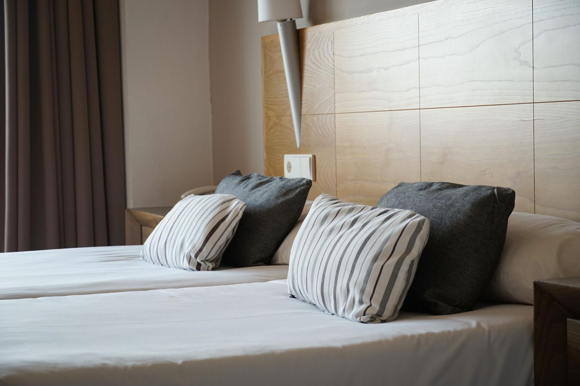 Ohtels Campo De Gibraltar Hotel 4*